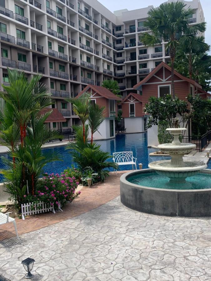 High Floor Pool View Near Walking Street Arcadia 高楼层泳池景 高速网络 智能电视
