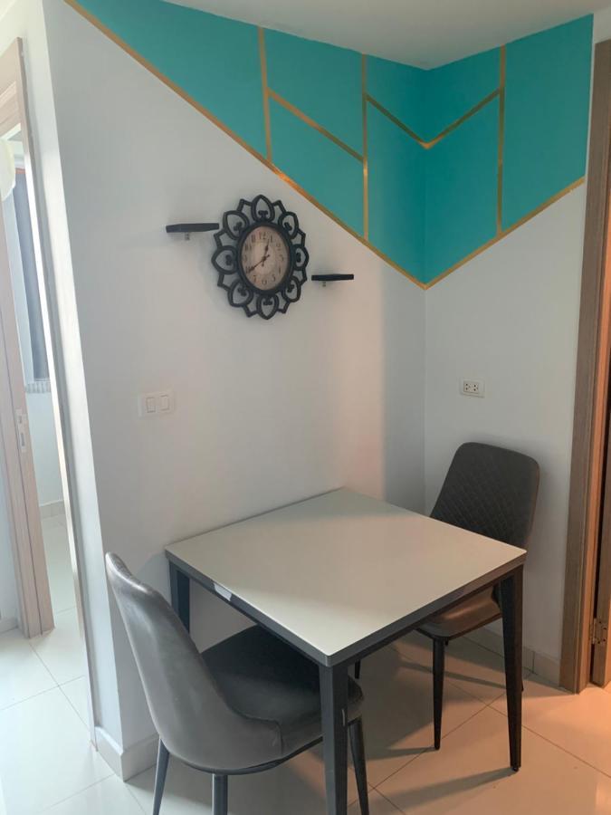 Appartement High Floor Pool View Near Walking Street Arcadia 高楼层泳池景 高速网络 智能电视 Pattaya